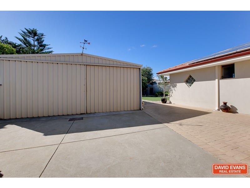 17 McLean Street, Rockingham WA 6168