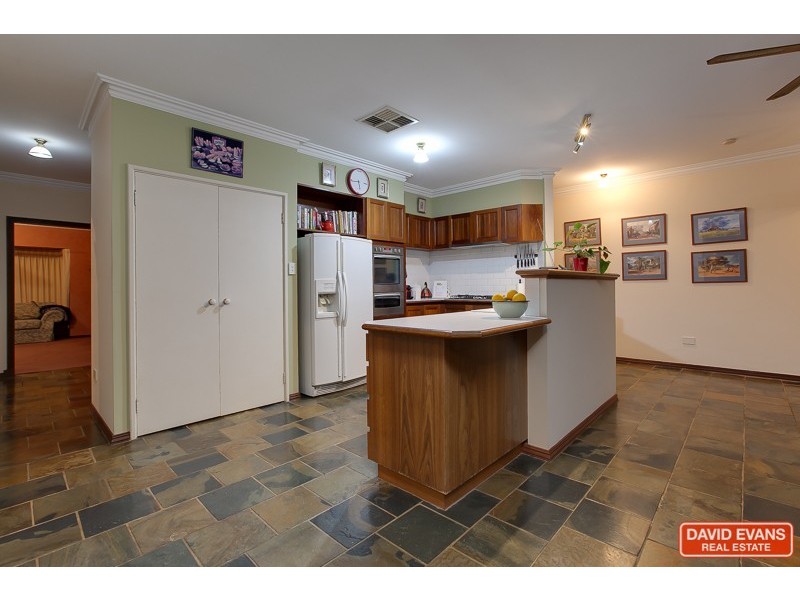 34 Leaver Way, Cardup WA 6122