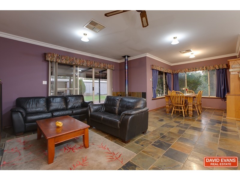 34 Leaver Way, Cardup WA 6122