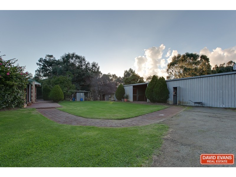 34 Leaver Way, Cardup WA 6122