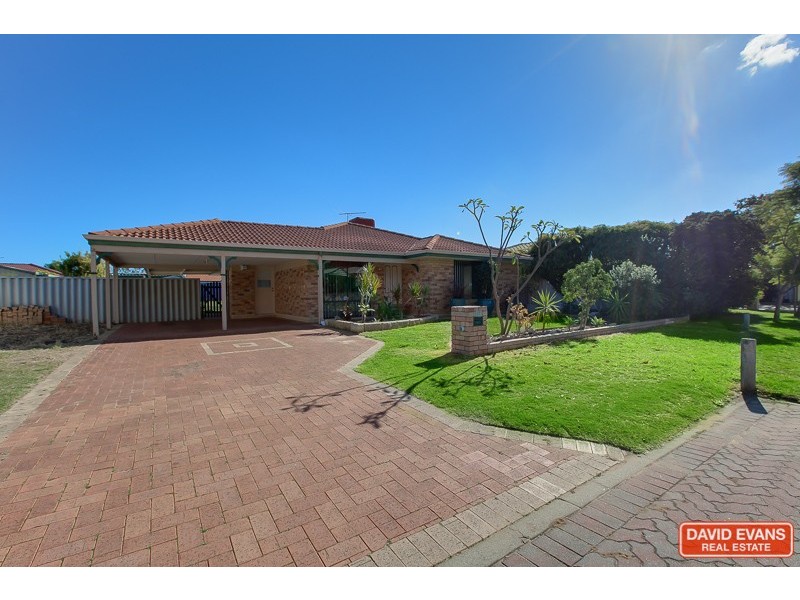 17 Rothesay Court, Cooloongup WA 6168