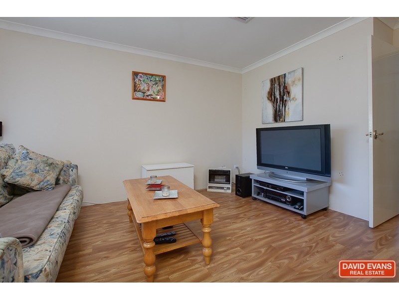 17 Rothesay Court, Cooloongup WA 6168