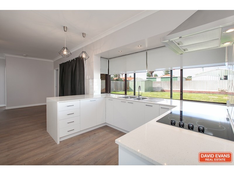 114 Simpson Ave, Rockingham WA 6168