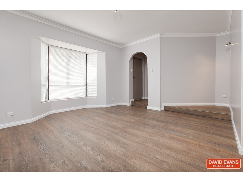 114 Simpson Ave, Rockingham WA 6168