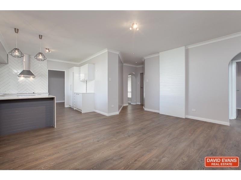 114 Simpson Ave, Rockingham WA 6168