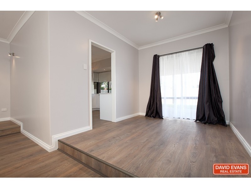 114 Simpson Ave, Rockingham WA 6168