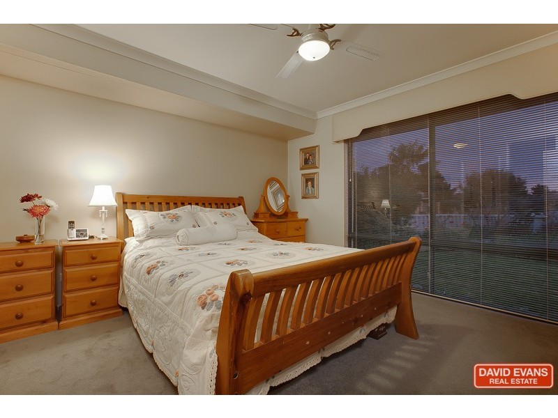 20 Coran Gardens, Warnbro WA 6169