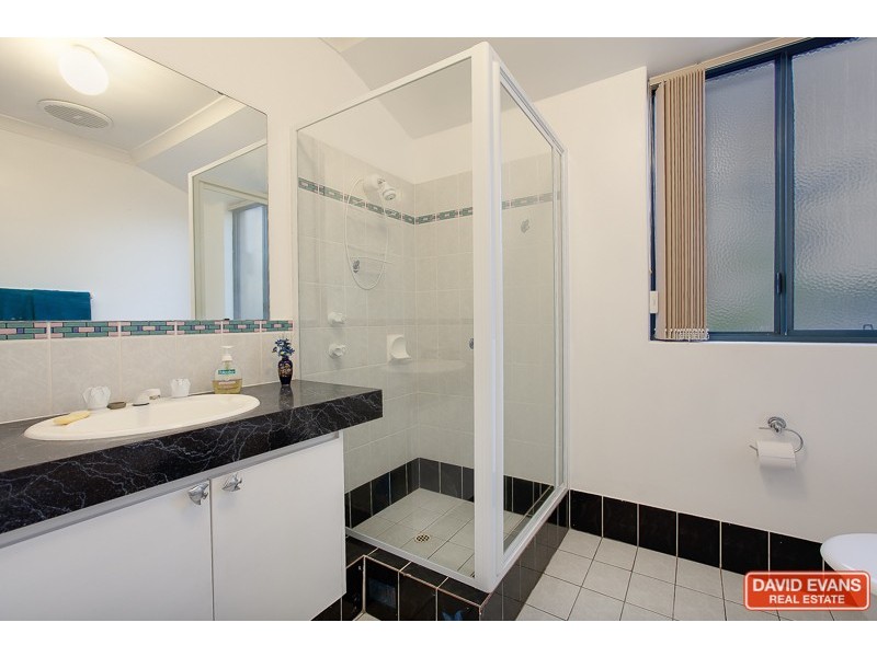 20 Coran Gardens, Warnbro WA 6169