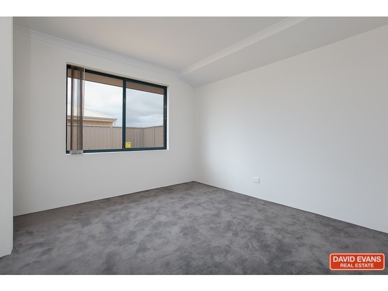 16 Persian Grove, Karnup WA 6176