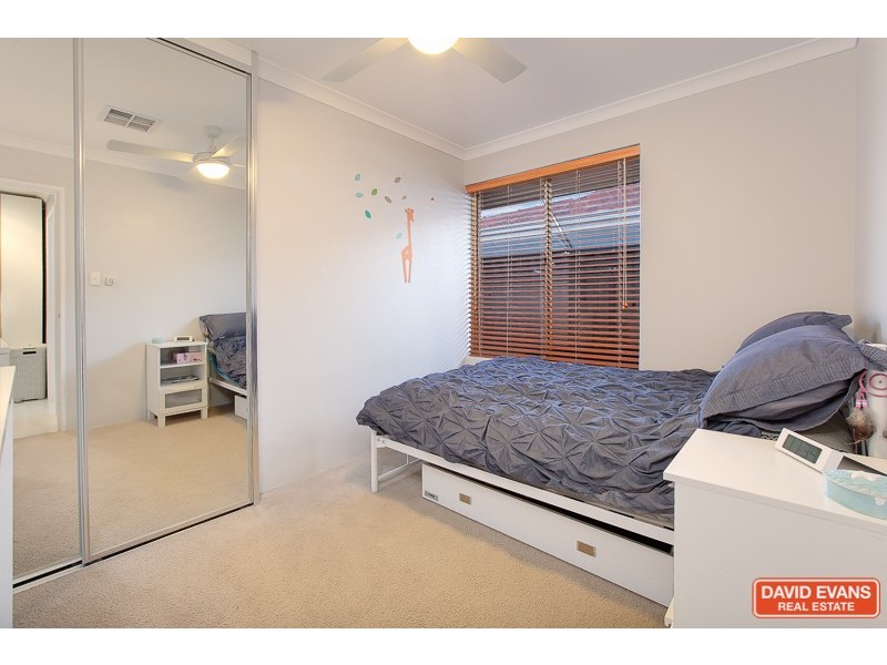 5 Cowrie Court, Waikiki WA 6169