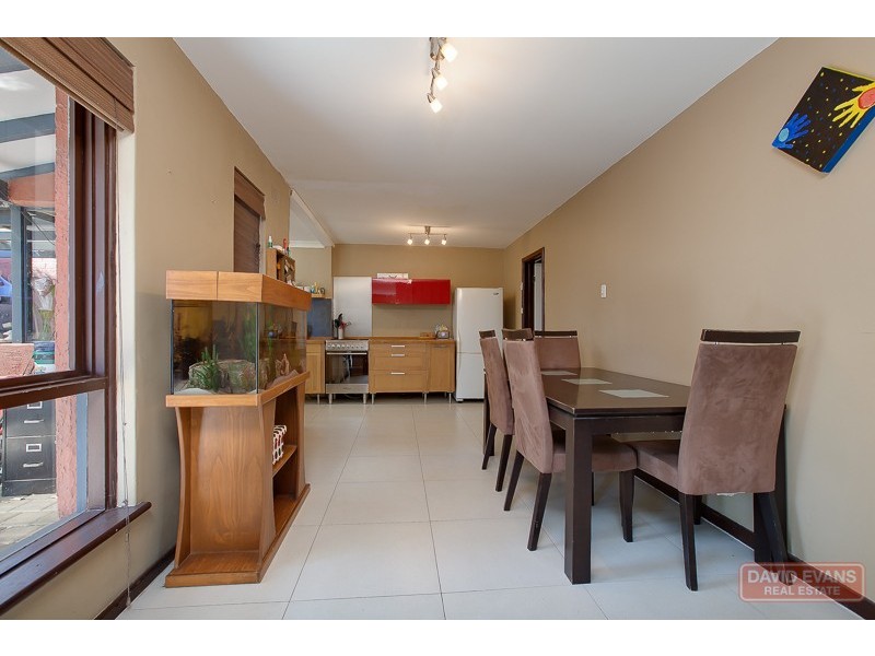 18 Corvus Place, Rockingham WA 6168