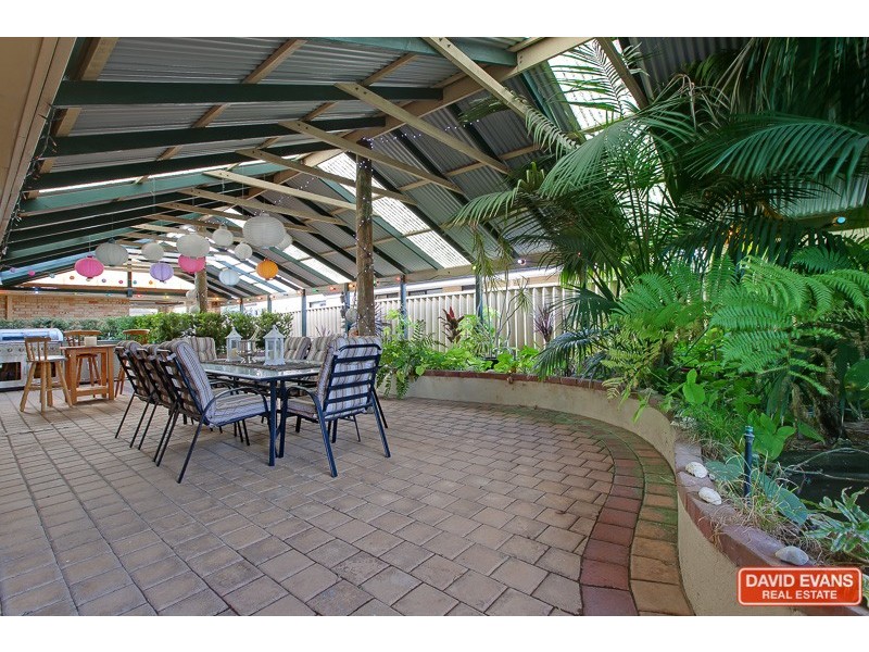 8 Rochefort Retreat, Port Kennedy WA 6172