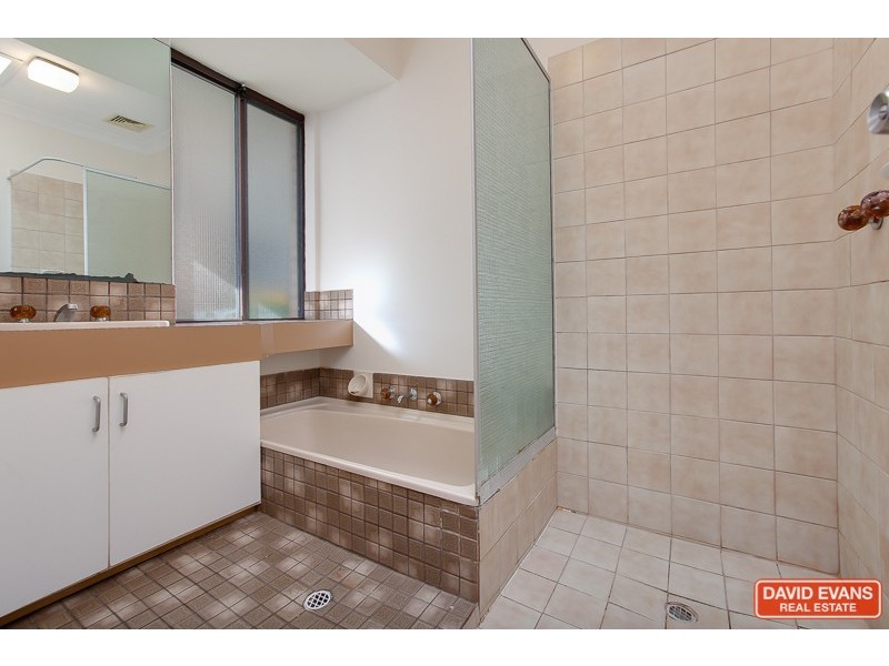 4 Annean Loop, Cooloongup WA 6168