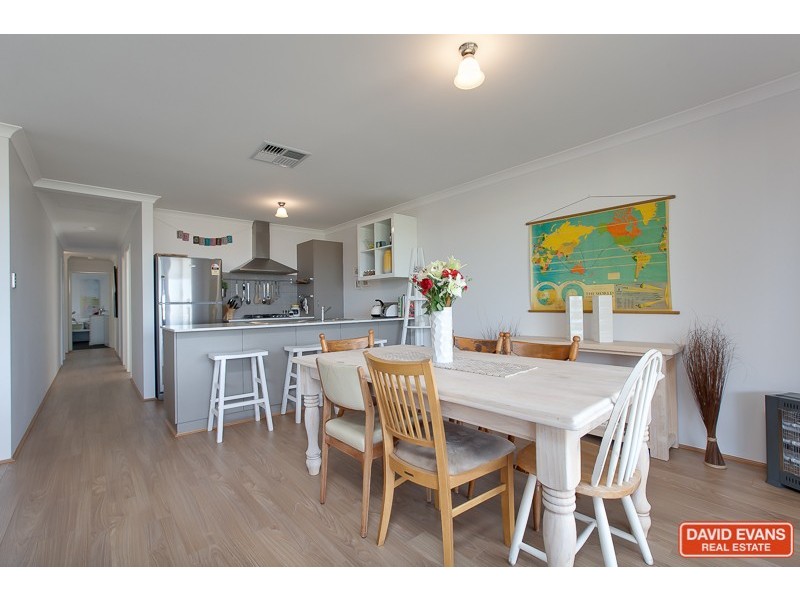 14 Oakbella Parade, Harrisdale WA 6112