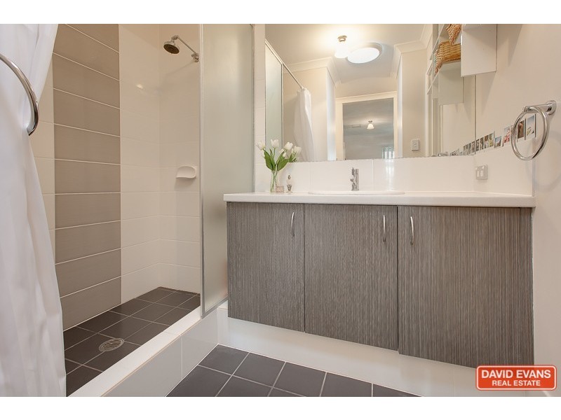 14 Oakbella Parade, Harrisdale WA 6112