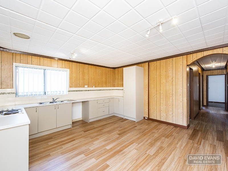 12 Leo Place, Rockingham WA 6168