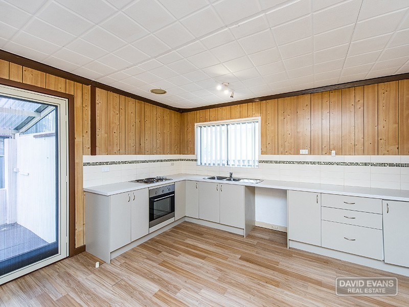 12 Leo Place, Rockingham WA 6168