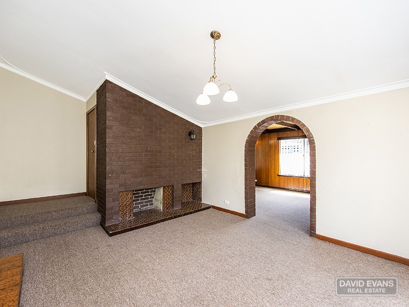 12 Leo Place, Rockingham WA 6168