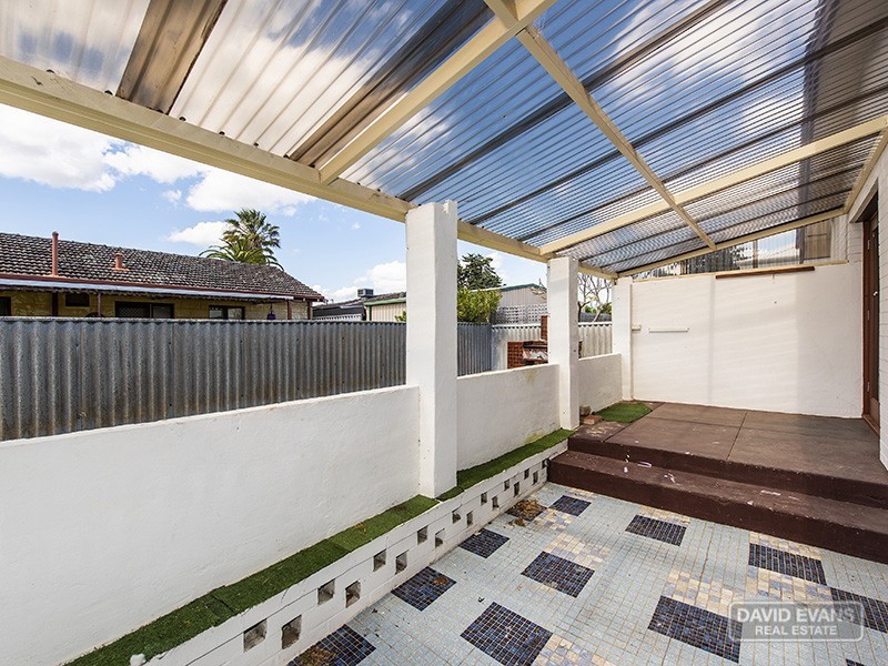 12 Leo Place, Rockingham WA 6168