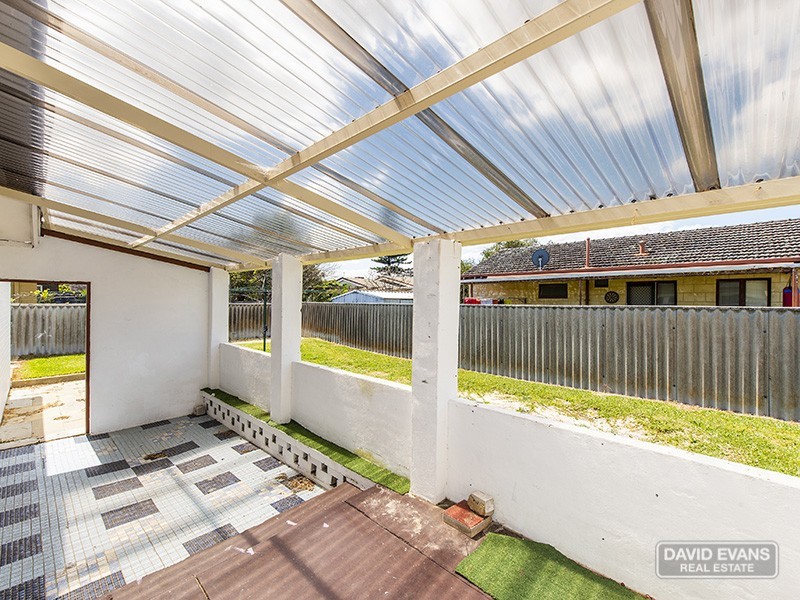 12 Leo Place, Rockingham WA 6168