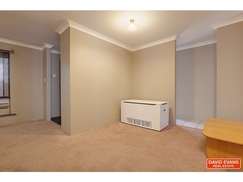 16 Noreena Avenue, Golden Bay WA 6174