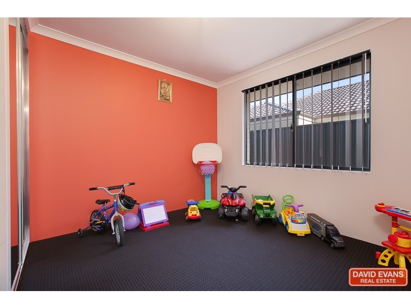 70 Daybreak Loop, Wellard WA 6170