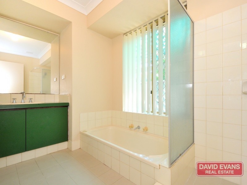 20 David Road, Waikiki WA 6169