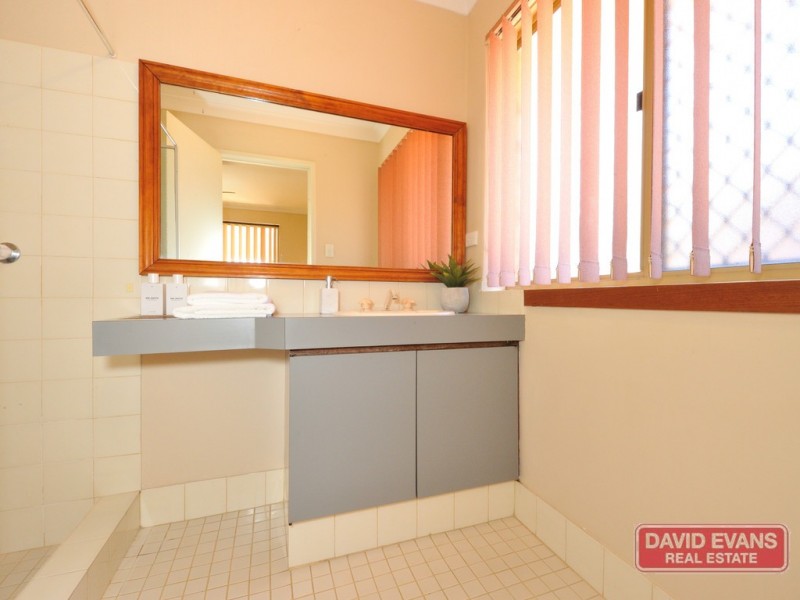 20 David Road, Waikiki WA 6169