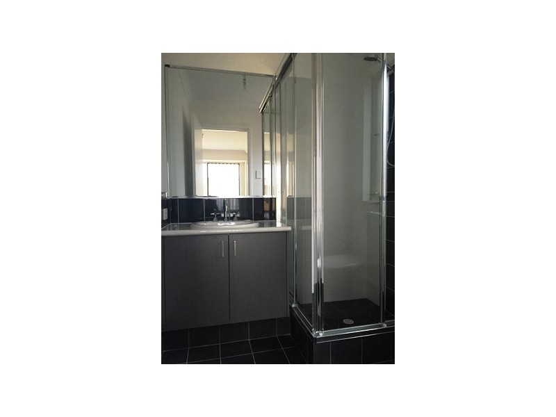 16 Persian Grove, Karnup WA 6176