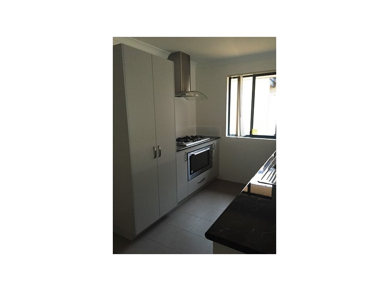 16 Persian Grove, Karnup WA 6176