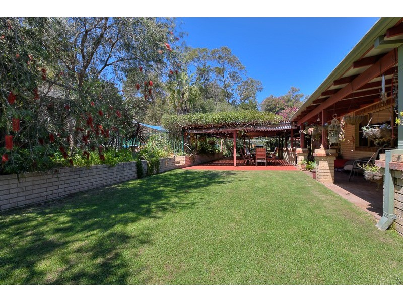 13 Raywood Road, Bouvard WA 6211