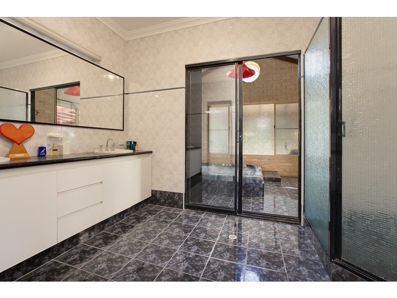 13 Raywood Road, Bouvard WA 6211