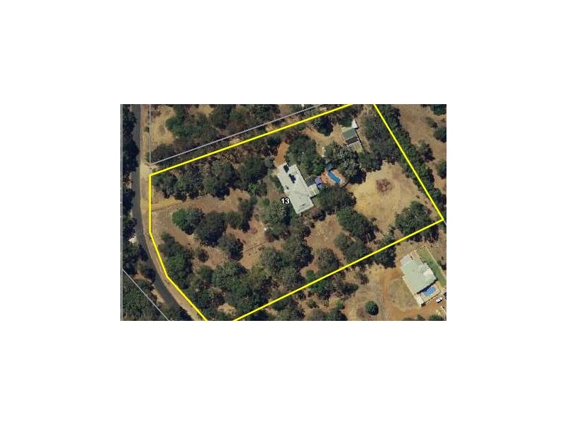 13 Raywood Road, Bouvard WA 6211