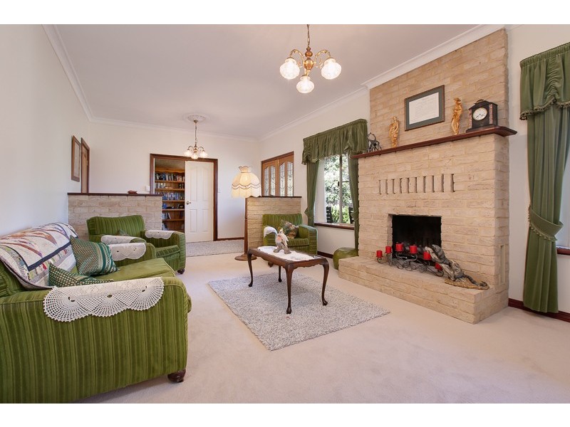 13 Raywood Road, Bouvard WA 6211