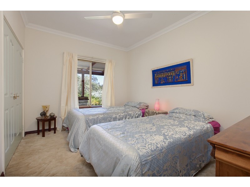 13 Raywood Road, Bouvard WA 6211