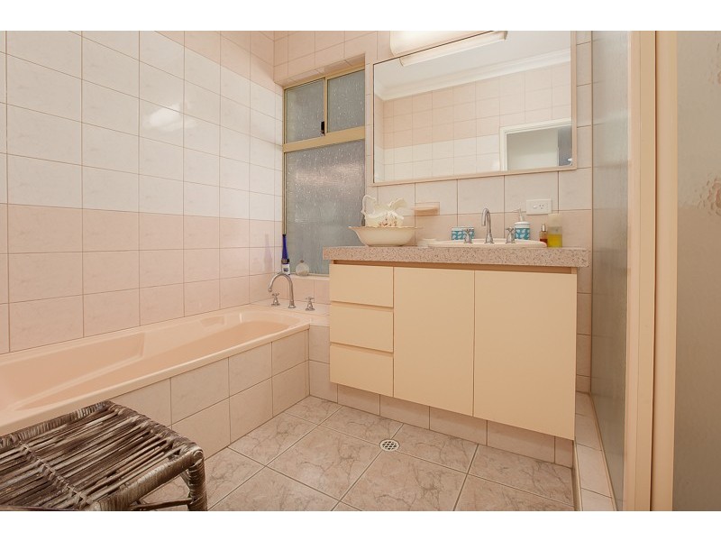 13 Raywood Road, Bouvard WA 6211