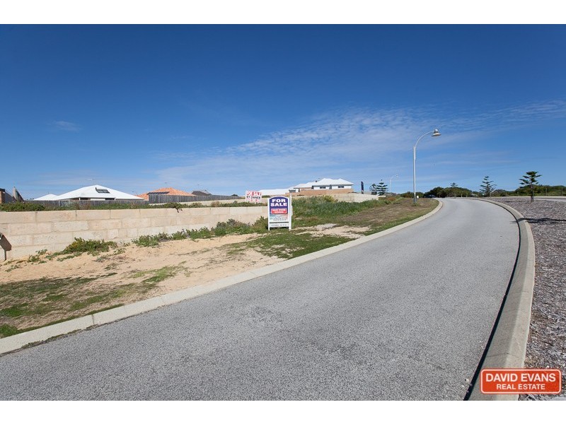 46 Boardwalk Boulevard, Halls Head WA 6210