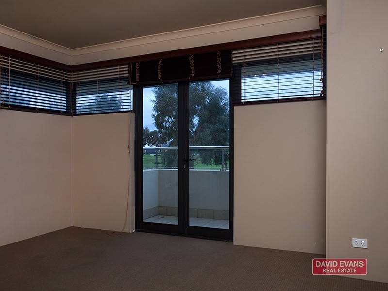21 Ensign Way, Wannanup WA 6210