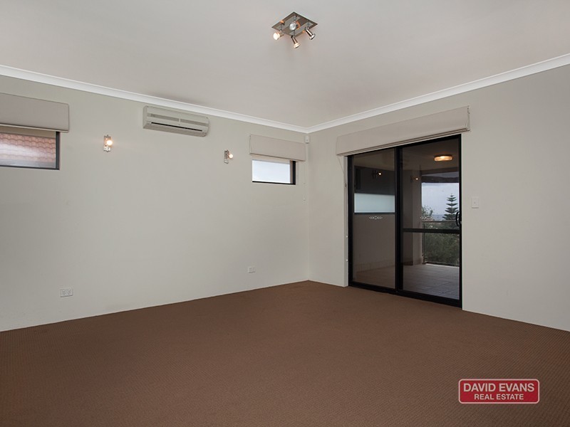 21 Ensign Way, Wannanup WA 6210