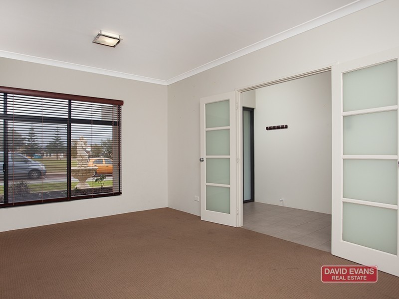 21 Ensign Way, Wannanup WA 6210