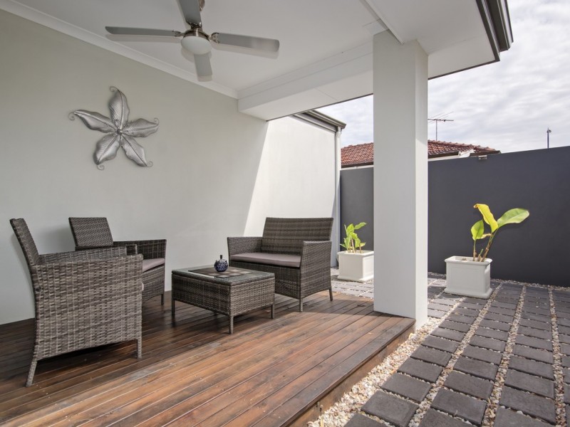 27a Parkin Street, Rockingham WA 6168