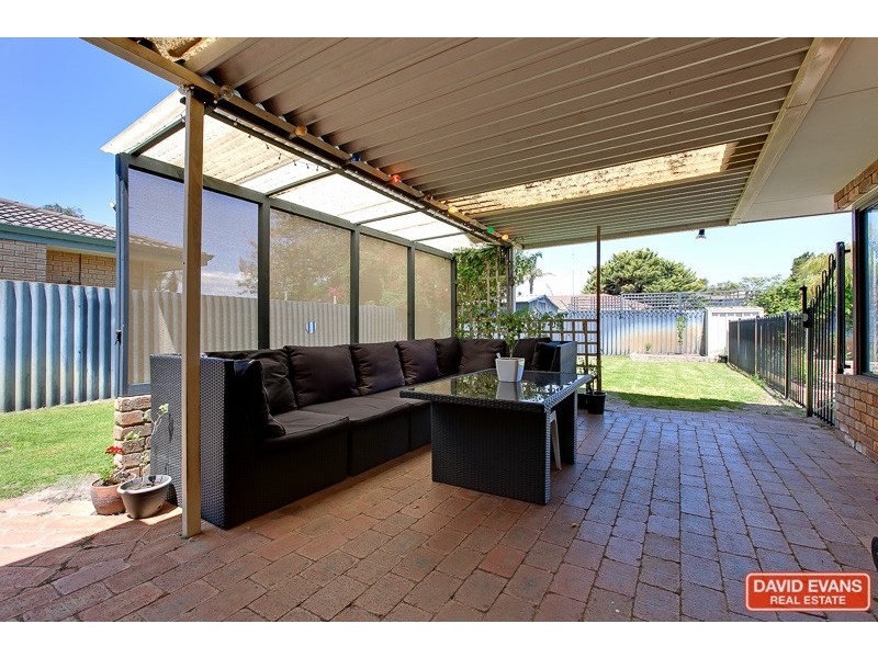 4 Jubilee Drive, Waikiki WA 6169