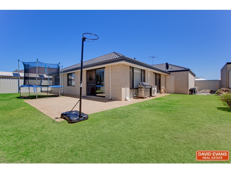 6 Philmont Way, Meadow Springs WA 6210