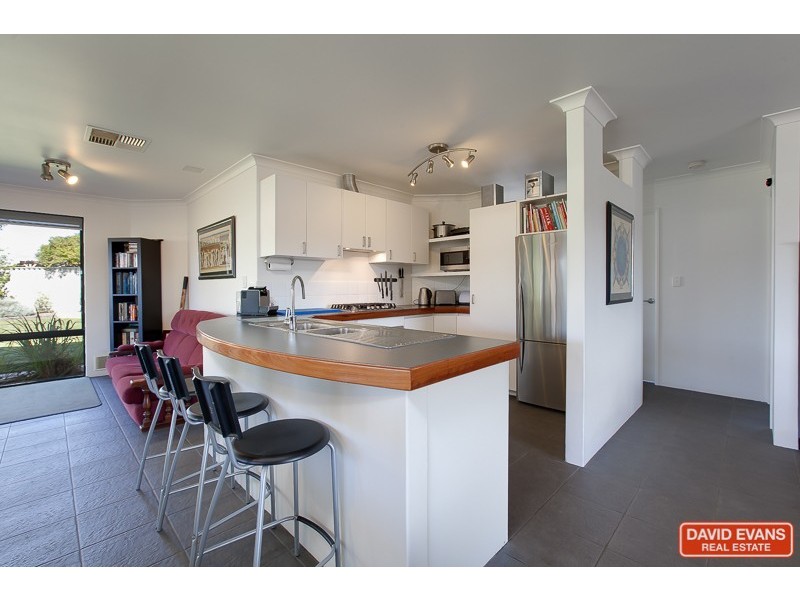 13 Mackerel Close, Warnbro WA 6169