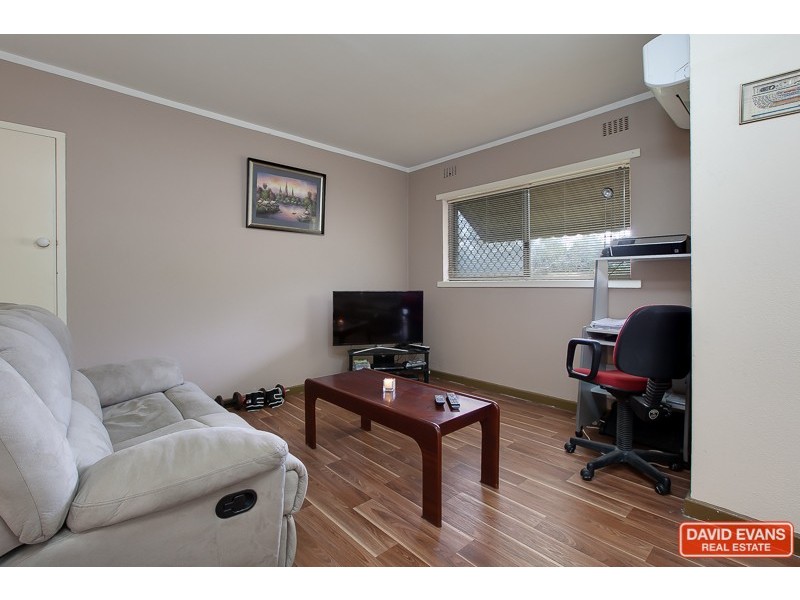 12/21 Fennager Way, Calista WA 6167