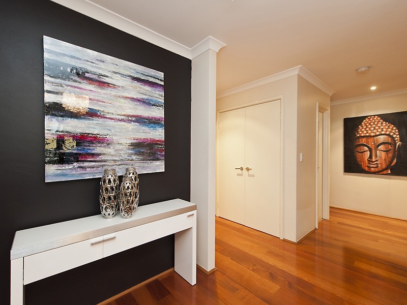 36 Whitemoss Turn, Waikiki WA 6169