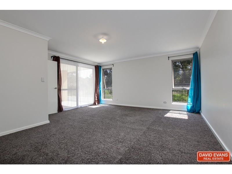 10 Dowak Lane, Byford WA 6122