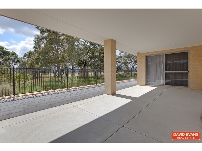 10 Dowak Lane, Byford WA 6122