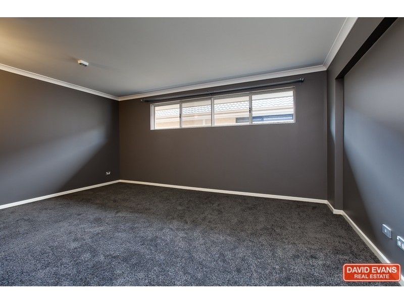 10 Dowak Lane, Byford WA 6122