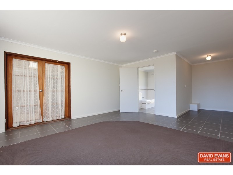 19 Townsend Road, Rockingham WA 6168
